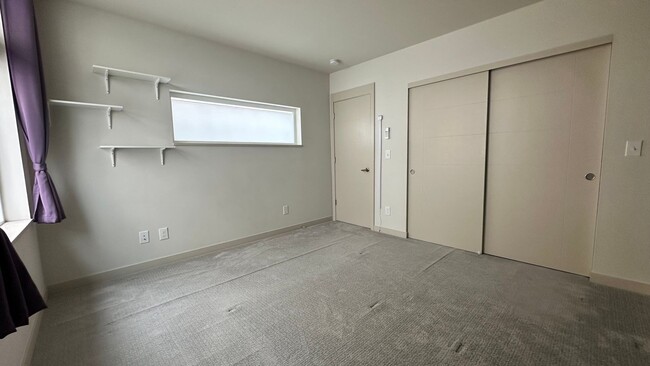 Building Photo - 1803 20th Ave