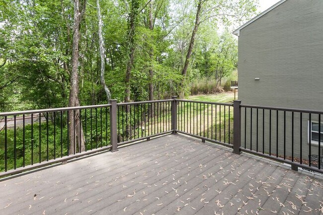 Building Photo - 249 Stribling Ave
