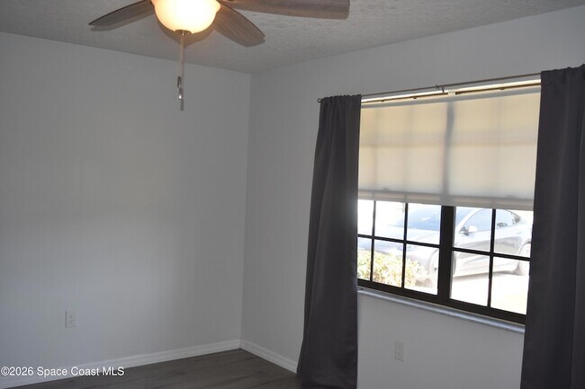 Building Photo - 364 Brookedge St NE