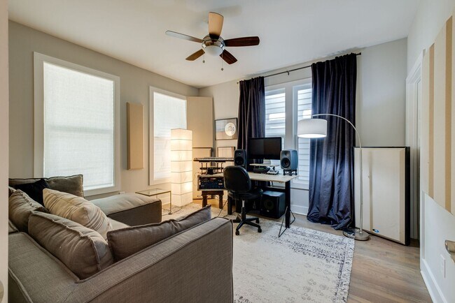 Building Photo - Delightful East Nashville Home for Rent!
