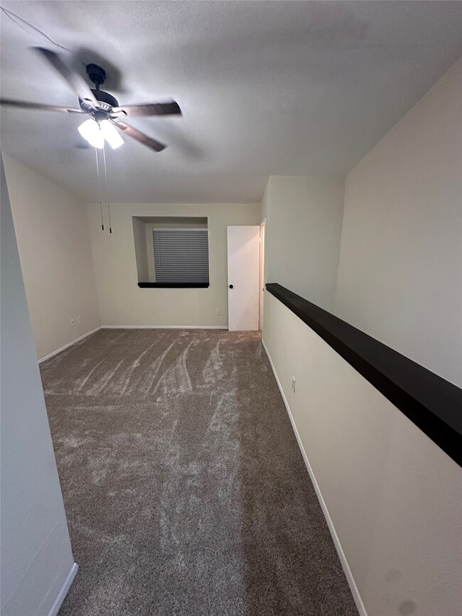 Building Photo - 2110 Wilcrest Dr