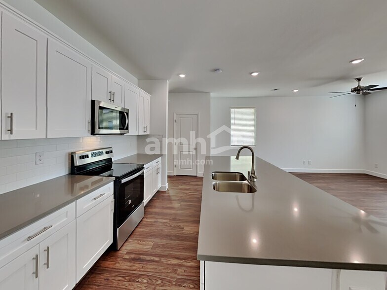 Building Photo - 9158 Ribbon Mdw Ct
