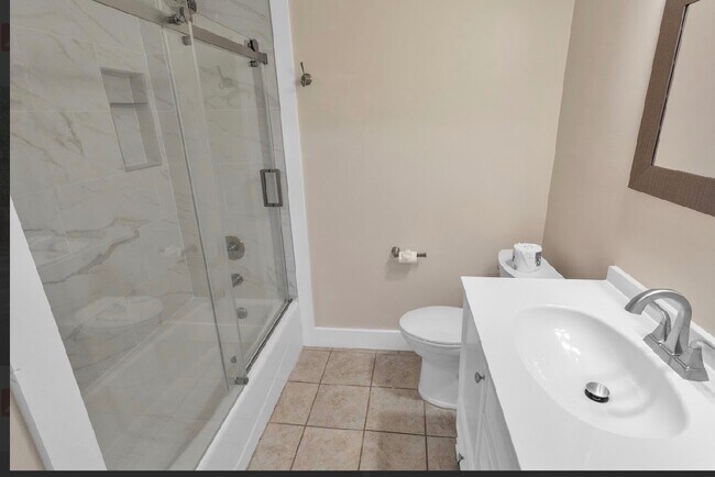 Building Photo - 1544 Orange Grove Rd