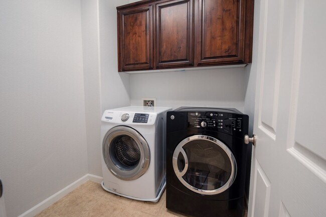 Building Photo - COMING SOON!!