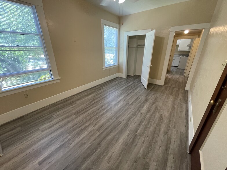 Building Photo - Fairhaven Estates