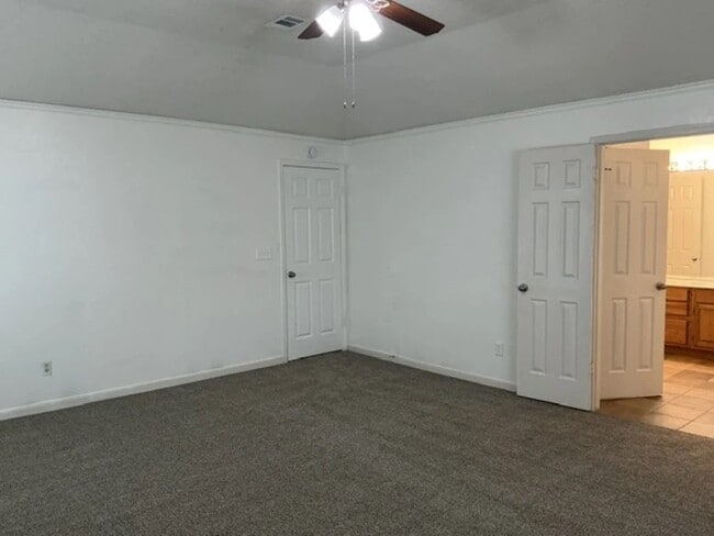 Building Photo - 2815 Sea Ledge Dr