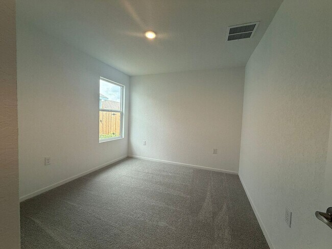 Building Photo - 13406 Furyk Dr