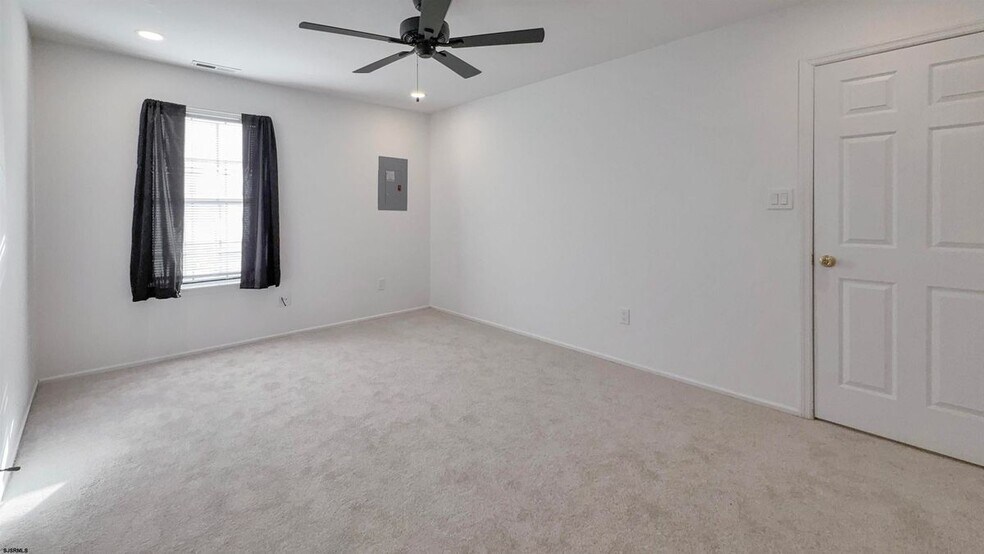 Building Photo - 2613 Boulder Ct