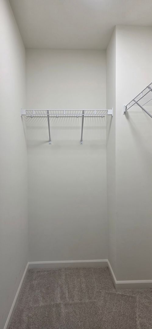 Building Photo - Chestnut - 2Br/2Ba Rental Home - Second Floor