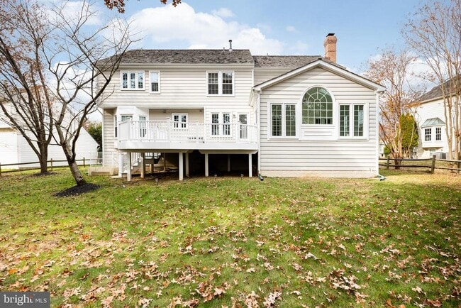 Building Photo - 14209 Floral Park Dr