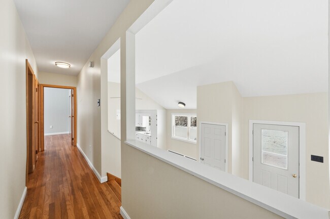 Building Photo - 11 Caribou Dr