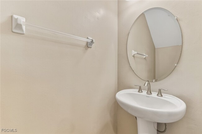 Building Photo - 12521 Hammock Cove Blvd