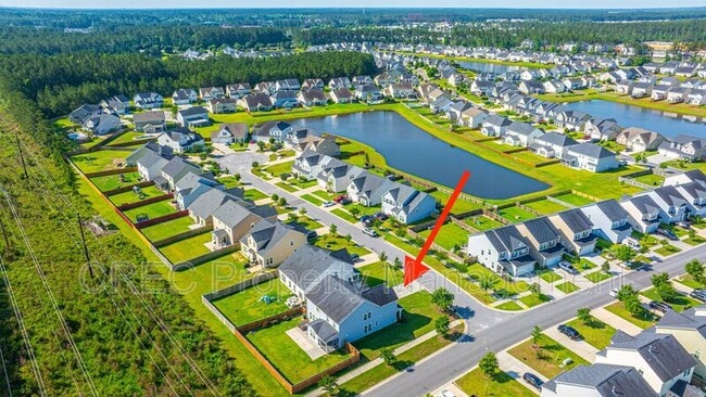 Building Photo - 201 Bigleaf Ct