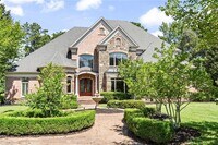 Building Photo - 8480 St Marlo Fairway Dr