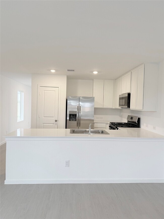 Building Photo - 447 Southern Magnolia Wy