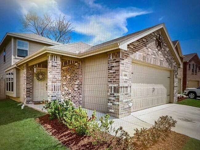 Primary Photo - River Garden Addition 3 bed 2 1/2 bath 2 c...