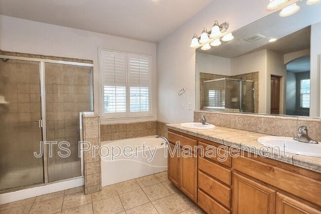 Building Photo - 5441 Mossy Stone Way