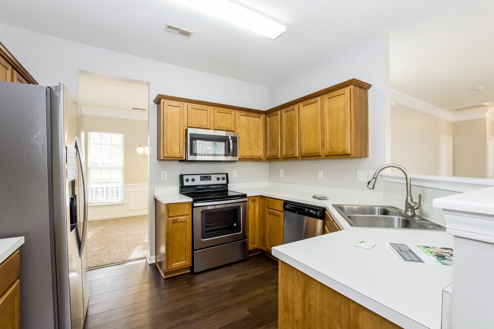 Building Photo - 2713 Forest Grove Ct