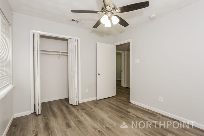 Building Photo - Newly Renovated Single Family Home | 3 BR/1.5BA | 1-Car Covered Parking| Backyard