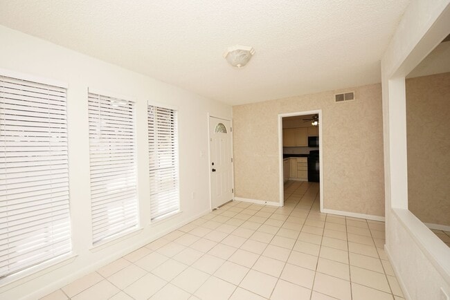 Building Photo - A Mile West of Hurlburt