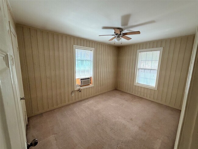 Building Photo - 2019 Alliance St