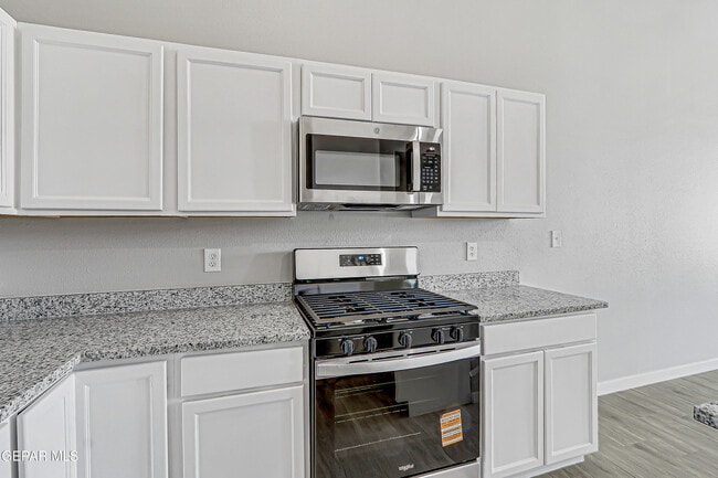 Building Photo - 5270 Sean Haggerty Dr