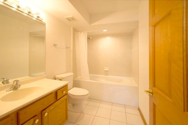 Building Photo - 2919 N Harlem Ave