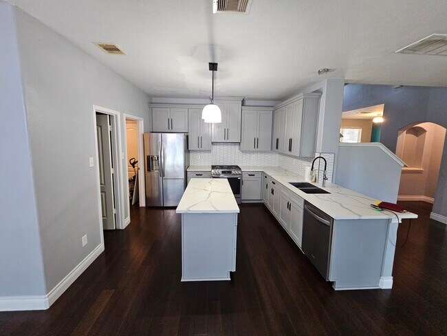 Building Photo - 1815 Creegan Park Ct