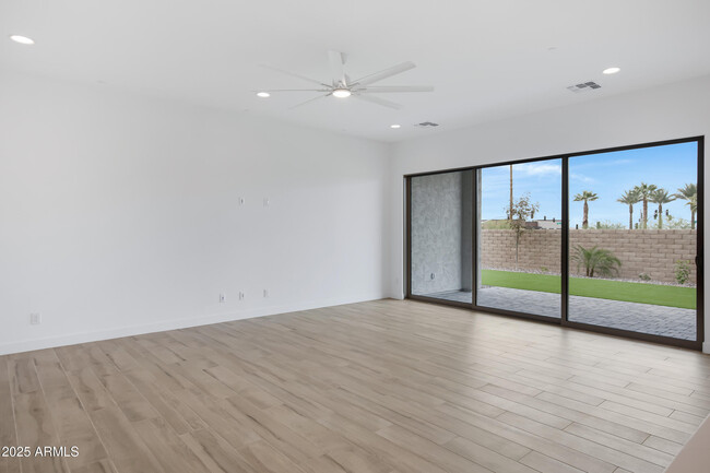 Building Photo - 3624 N 59th St