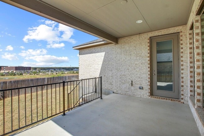Building Photo - 155 Cyrus Milton Dr