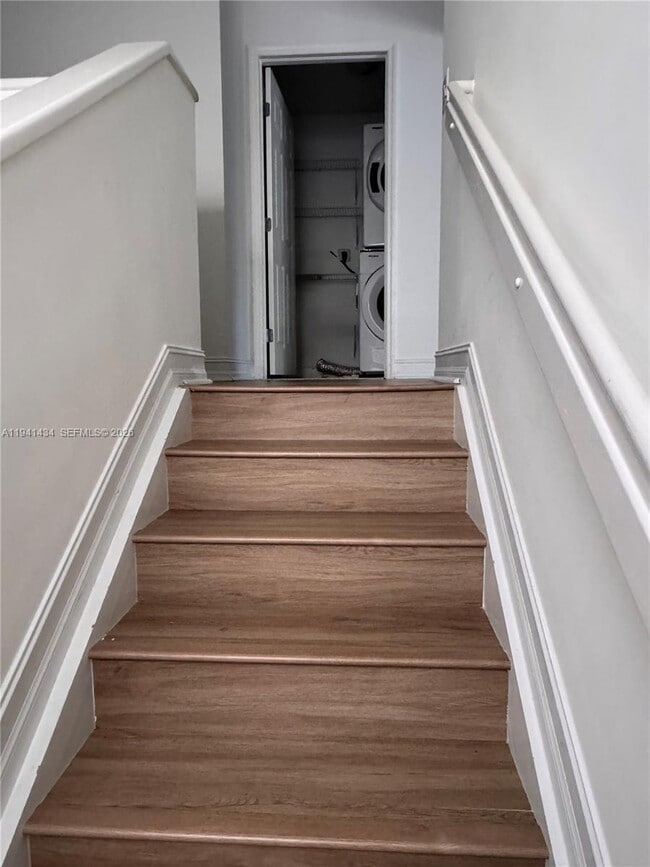 Building Photo - 3102 NE 210th Terrace