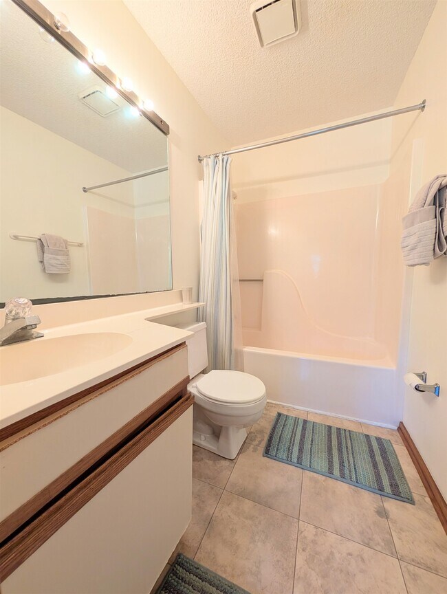 Building Photo - 4489 Little River Inn Ln