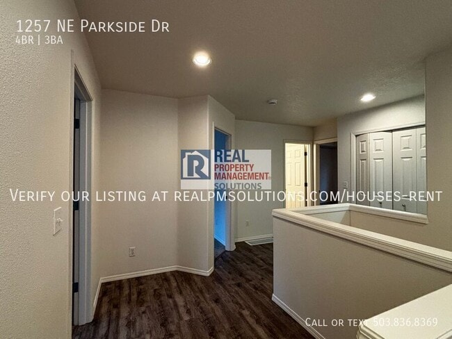 Building Photo - 1257 NE Parkside Dr