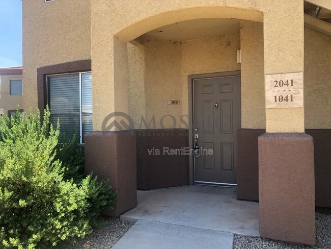 Building Photo - 2134 E Broadway Rd