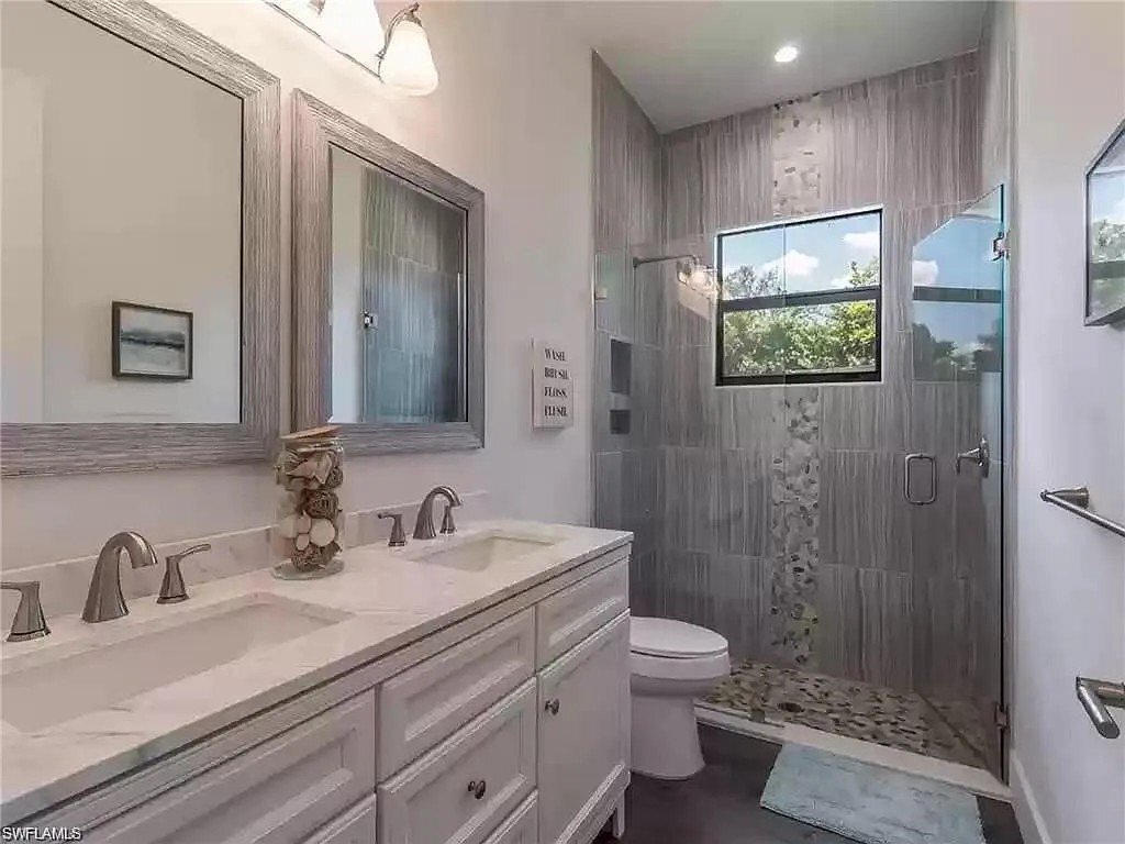 Building Photo - 3013 Lunar St