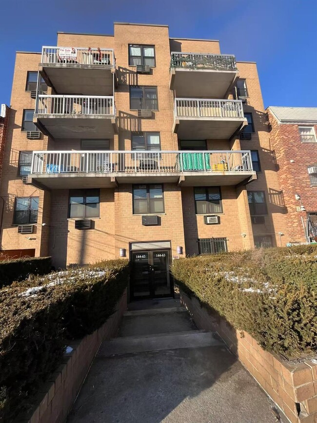 Primary Photo - 144-63-163 37th Ave