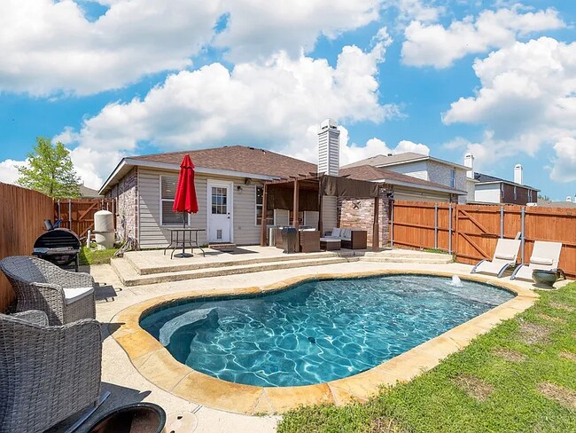 Primary Photo - 1435 Greenbrook Dr