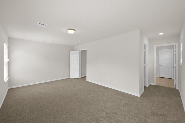 Building Photo - 1115 Littleton Ct