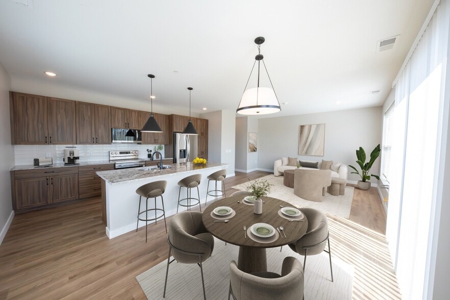 Building Photo - Townhomes at Preserve