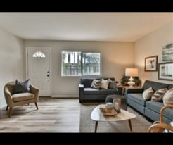 Building Photo - 940 Calla Ave