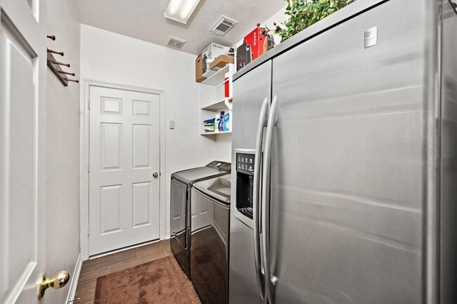 Building Photo - 11506 Aucuba Ln