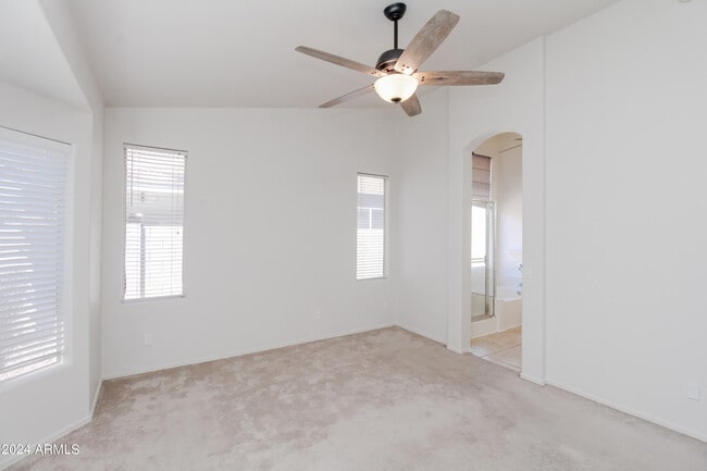 Building Photo - 1375 W Musket Way