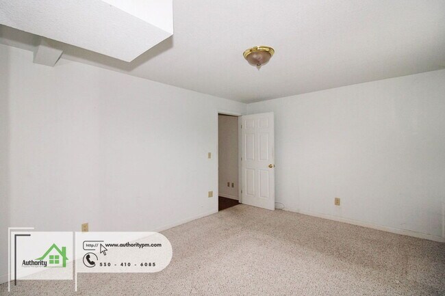 Building Photo - 3112 Riesling Path