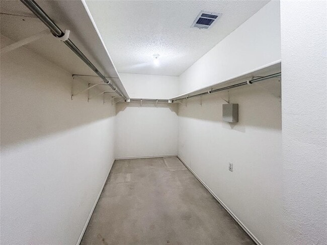 Building Photo - 12951 Dionysus Dr