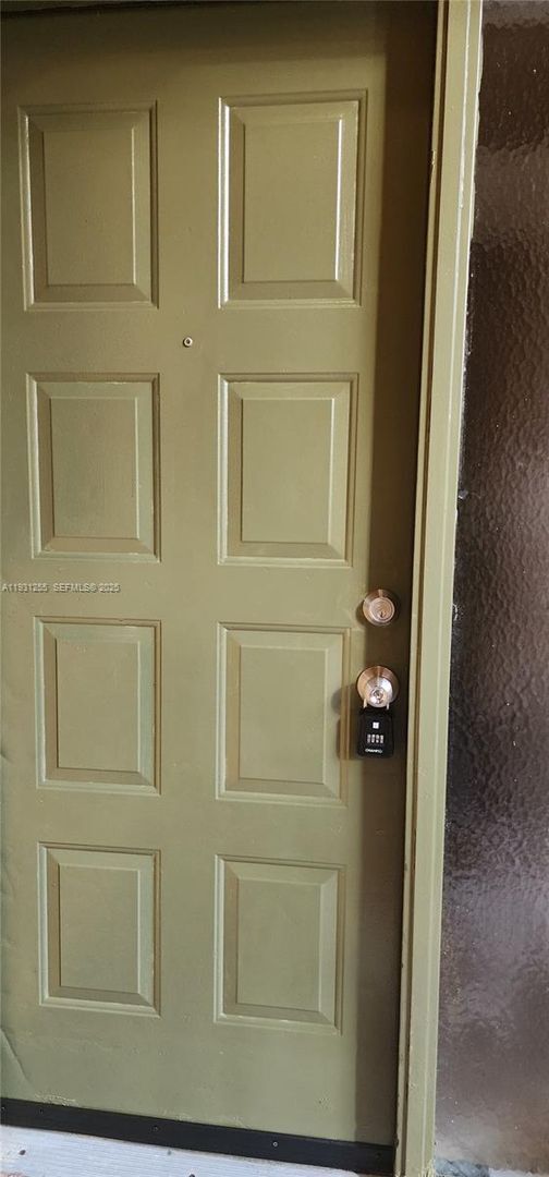 Building Photo - 3846 Coral Tree Cir