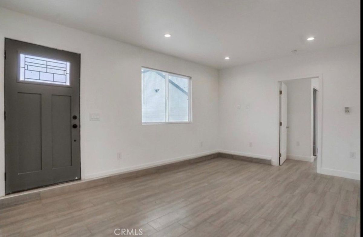 Building Photo - 15219 Ibex Ave