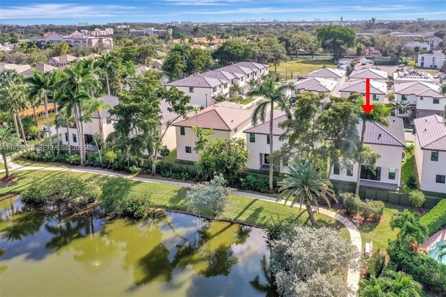 Building Photo - 1427 SW 23rd St