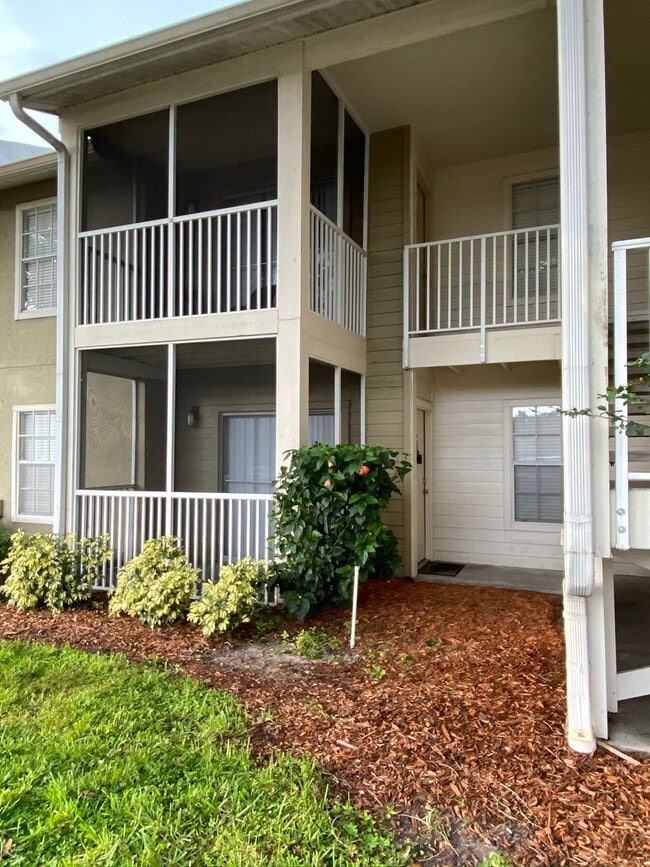 Building Photo - Lovely 1/1 condo in the heart of Brandon