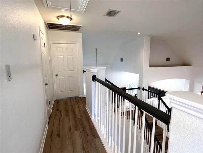 Building Photo - 3102 Dawn Mesa Ct