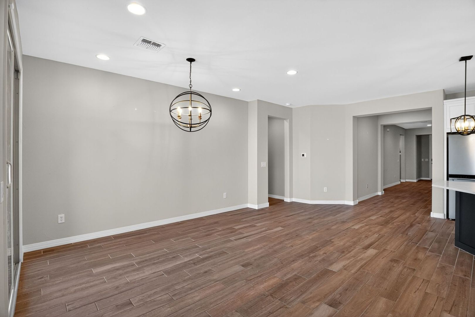 Building Photo - 13861 E Red Oaks Dr